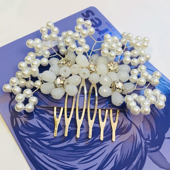 ❤️ Pearl Flower Hair Comb - White - Picture 4 of 7